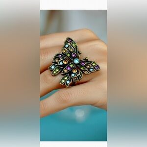 Heidi Daus ~ Butterfly 🦋 Rhinestone Ring ~ Stamped Authentic